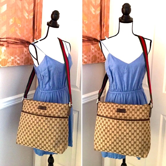Authentic Gucci brown monogram canvas unisex crossbody bag